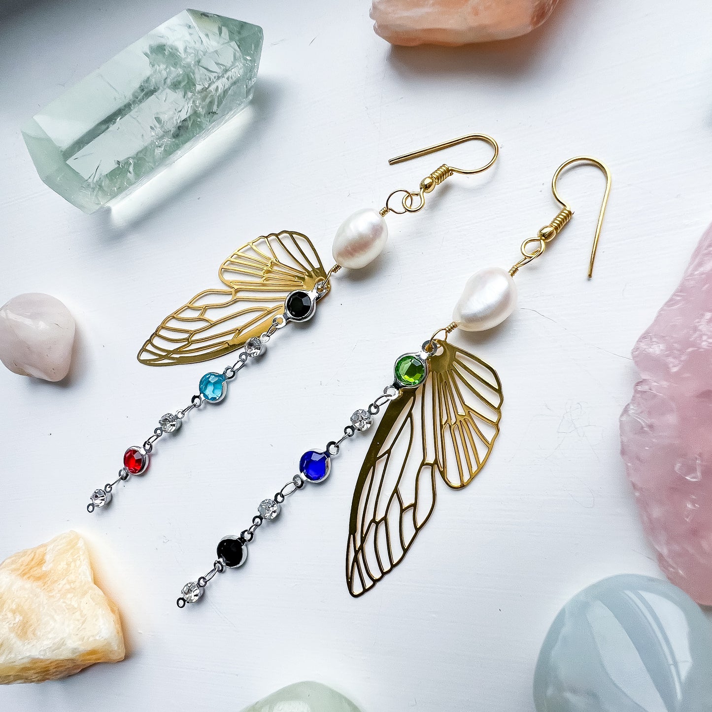 .🦋 Pearl glimmer-wing earrings - gold wing silver chain