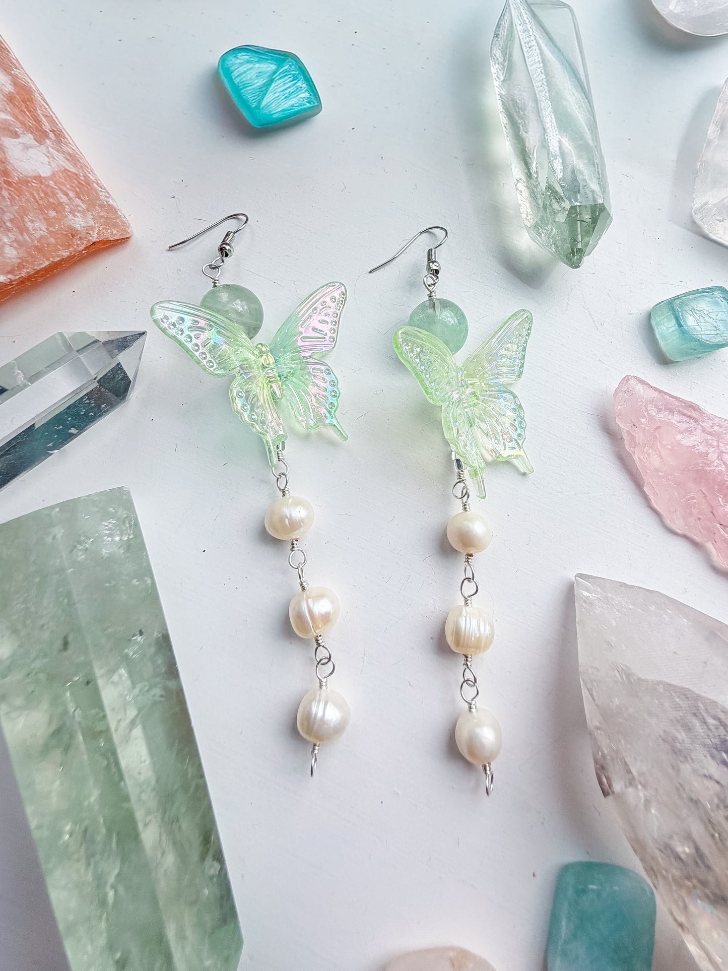 Green butterfly + fluorite + pearl drop chain earrings