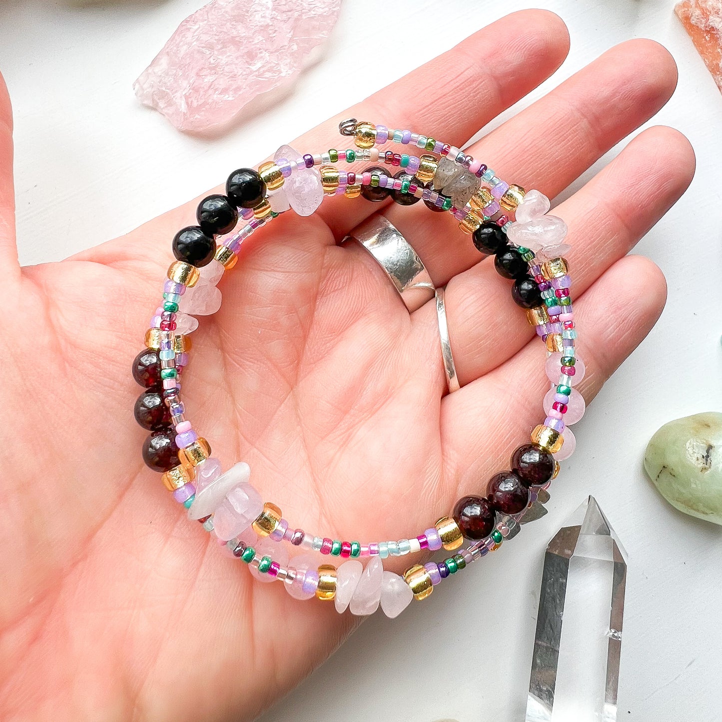 . ❤️ Grounded self love and acceptance bracelet ❤️ with garnet and kunzite
