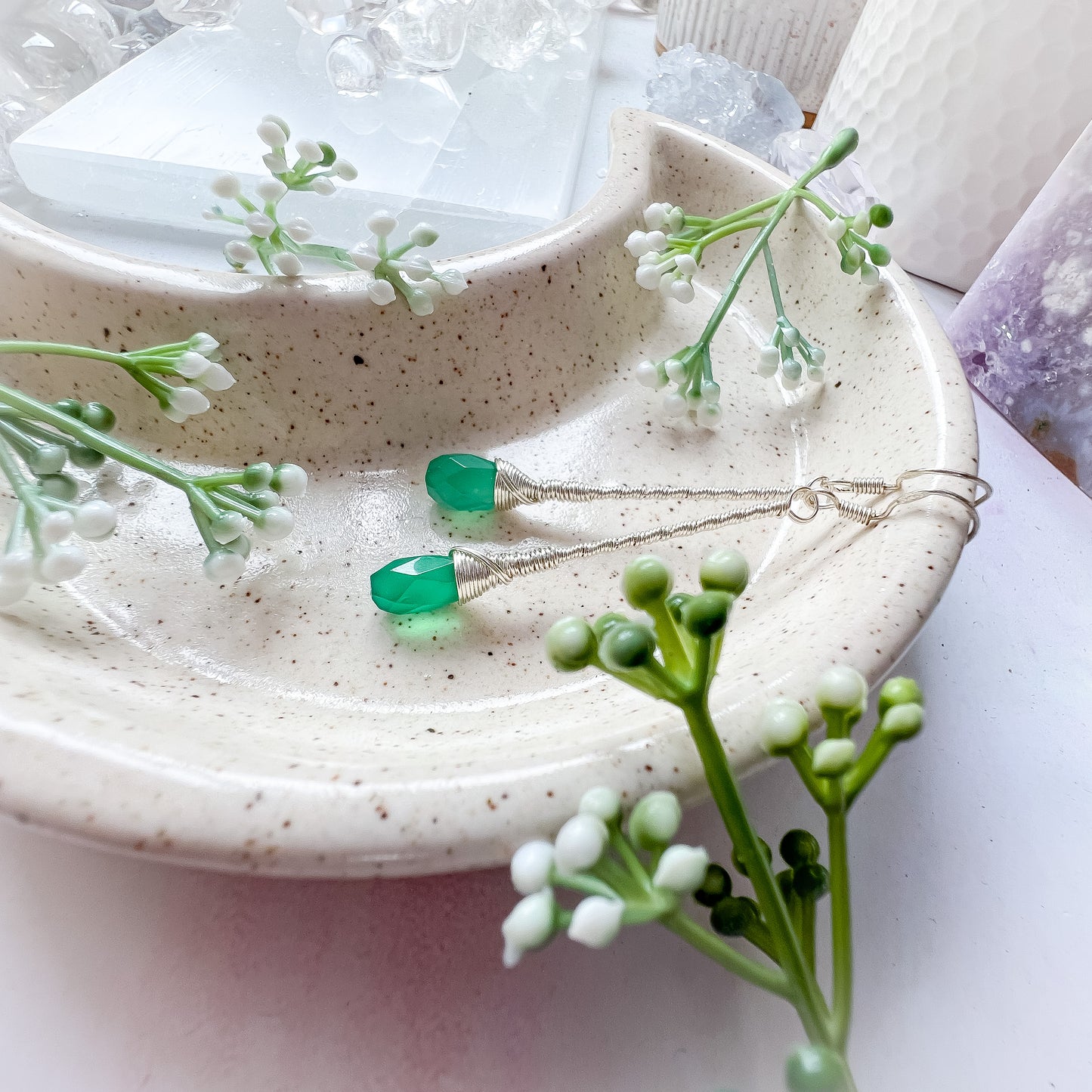 Green Onyx elegant drop earrings - silver