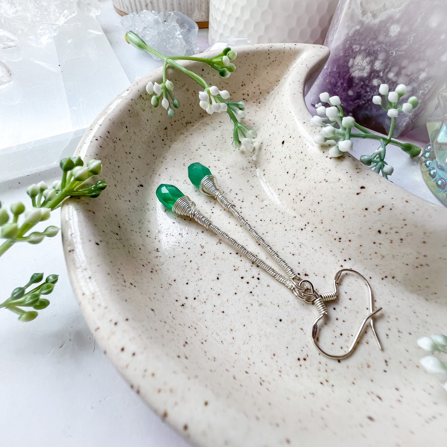 Green Onyx elegant drop earrings - silver
