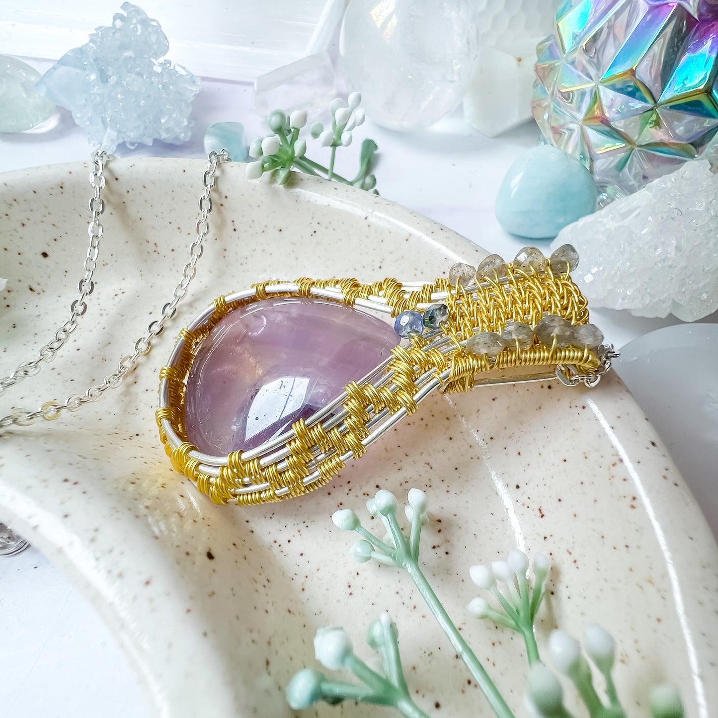Chevron Amethyst crystal necklace for peace and serenirty