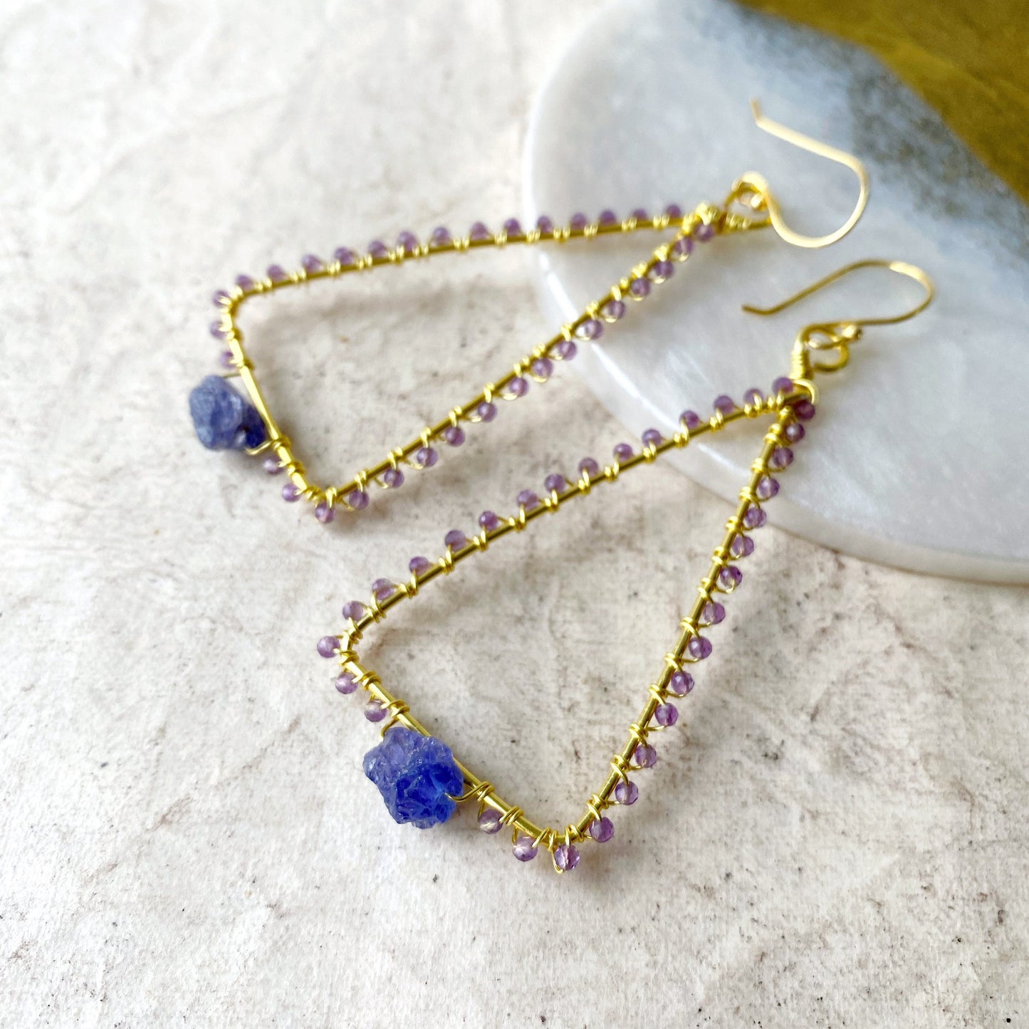 Tanzanite and Amethyst triangle earrings in gold