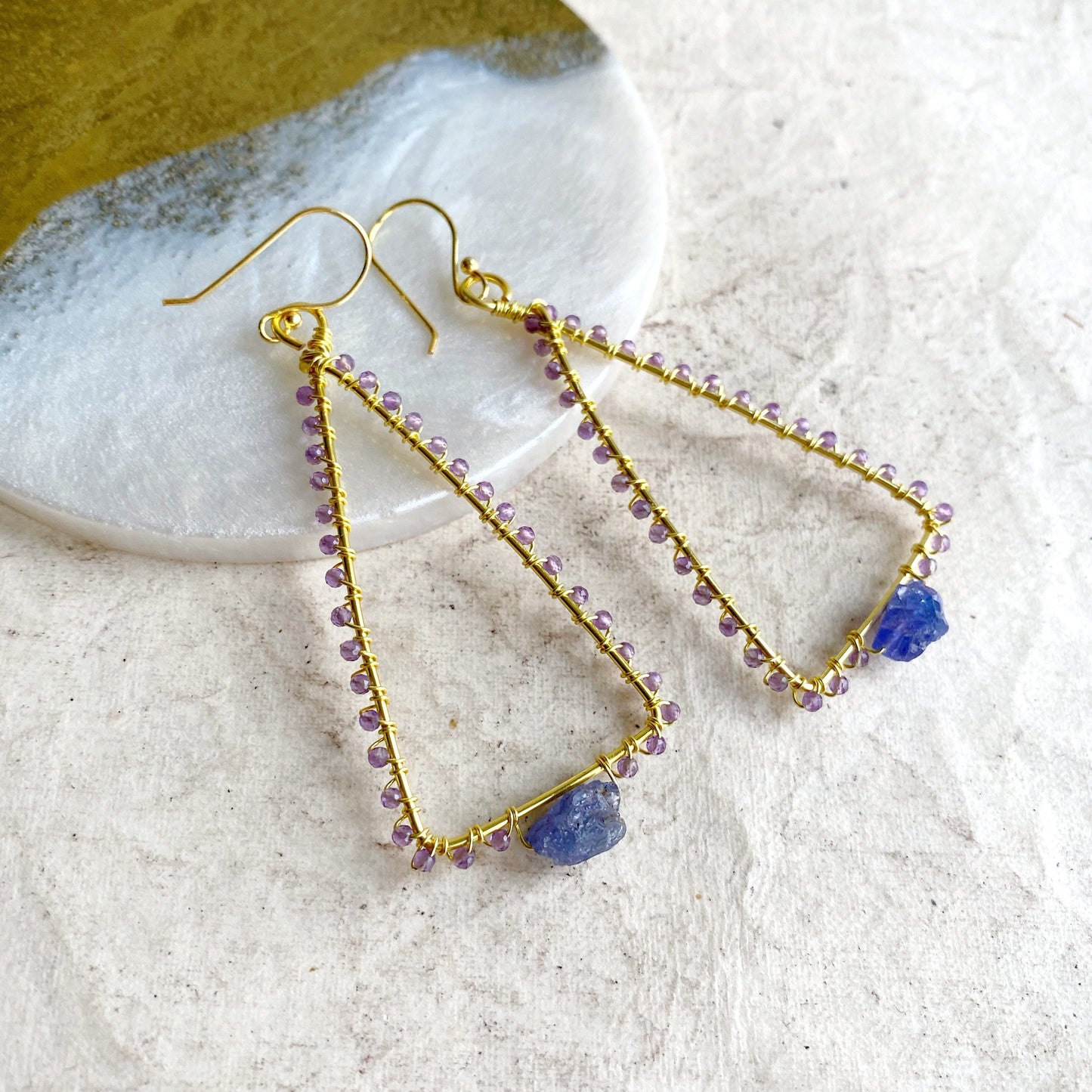 Tanzanite and Amethyst triangle earrings in gold