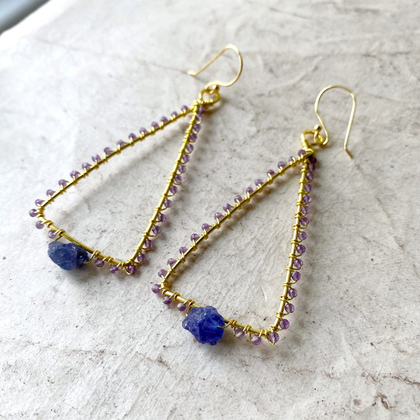 Tanzanite and Amethyst triangle earrings in gold
