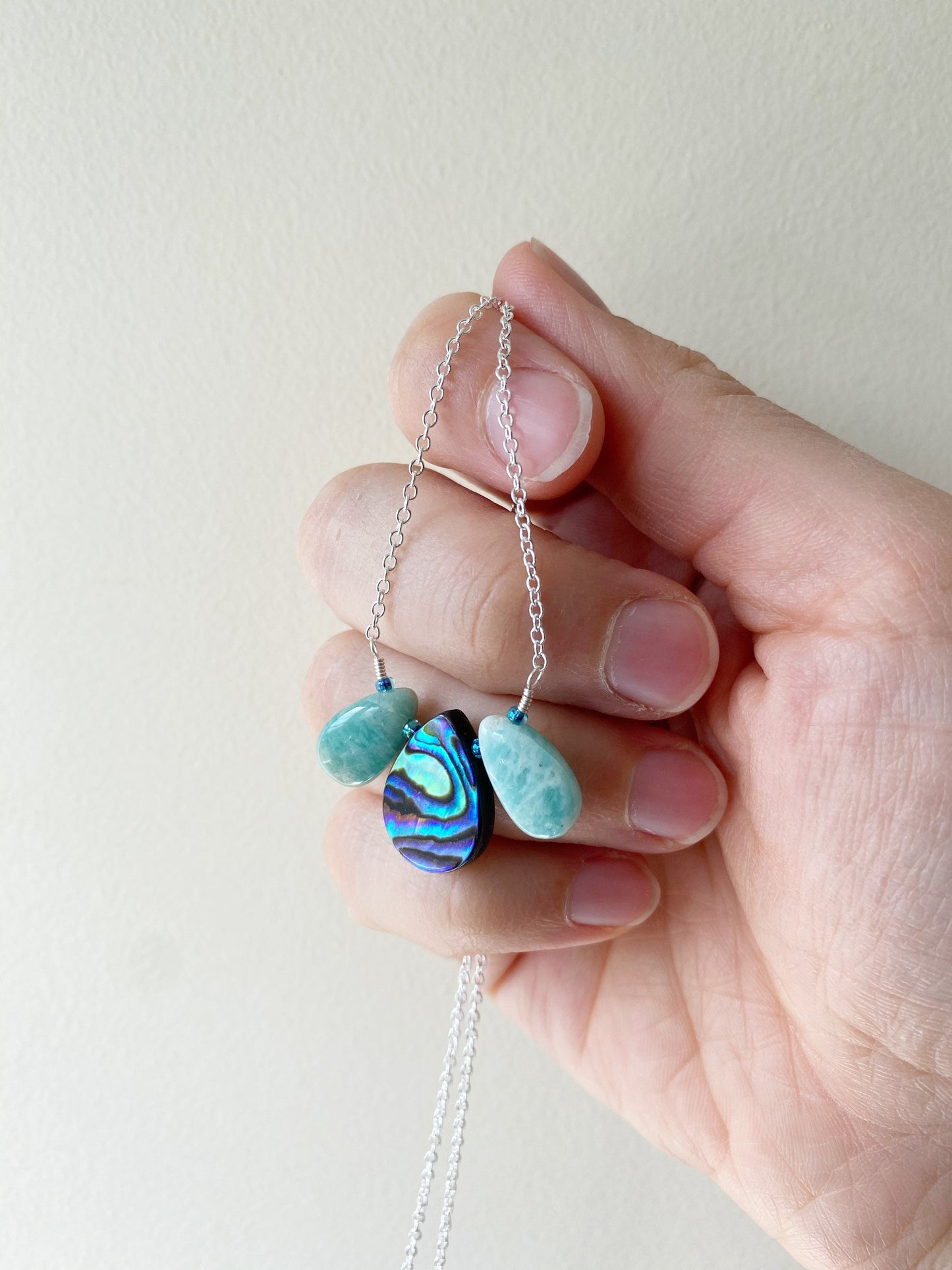 Peacock feather necklace in abalone and amazonite