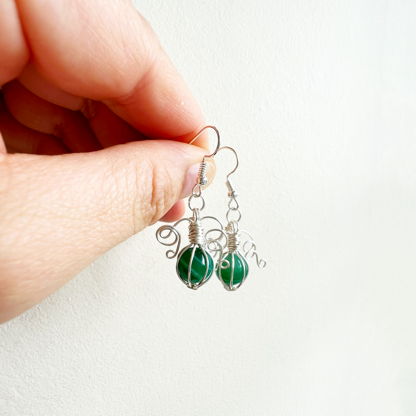 Green agate pumpkin earrings in silver