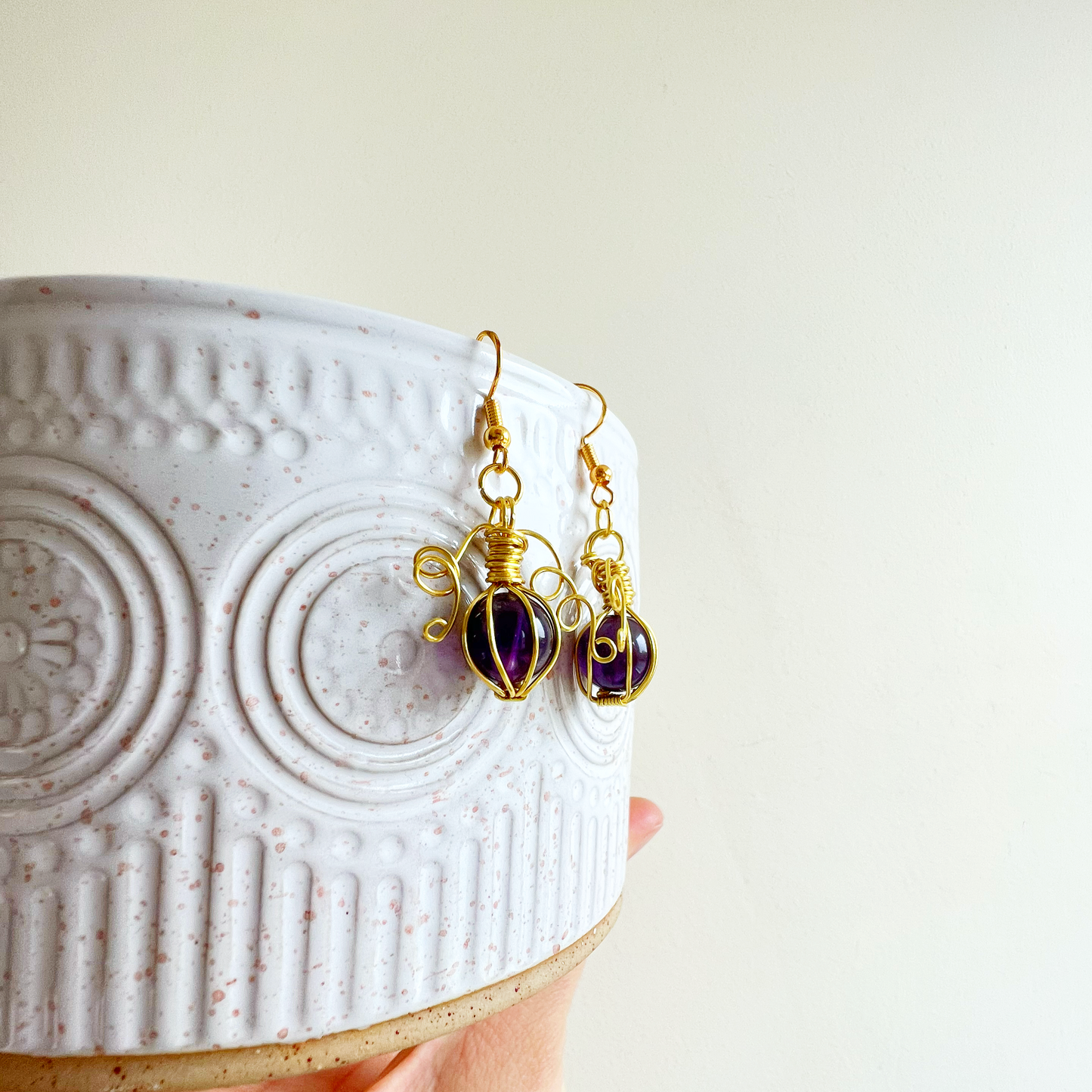 Amethyst pumpkin earrings in gold