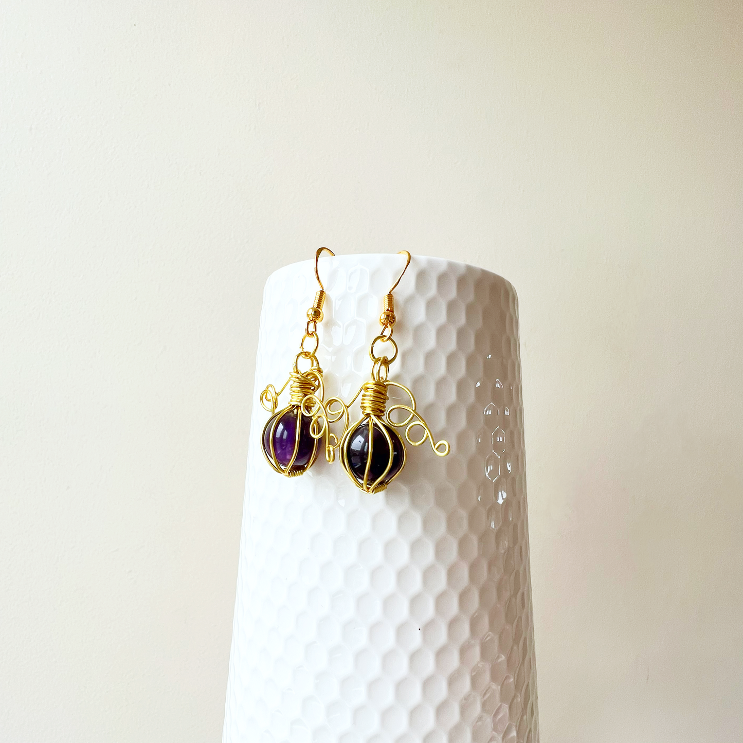 Amethyst pumpkin earrings in gold