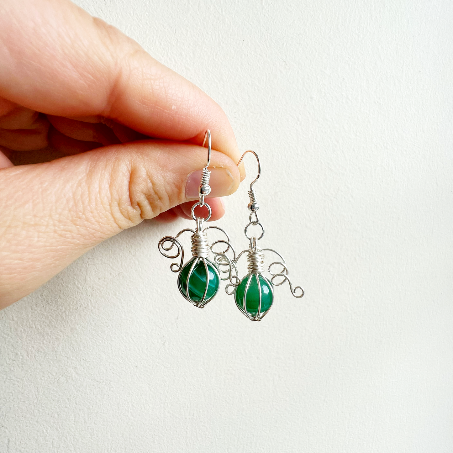 Green agate pumpkin earrings in silver