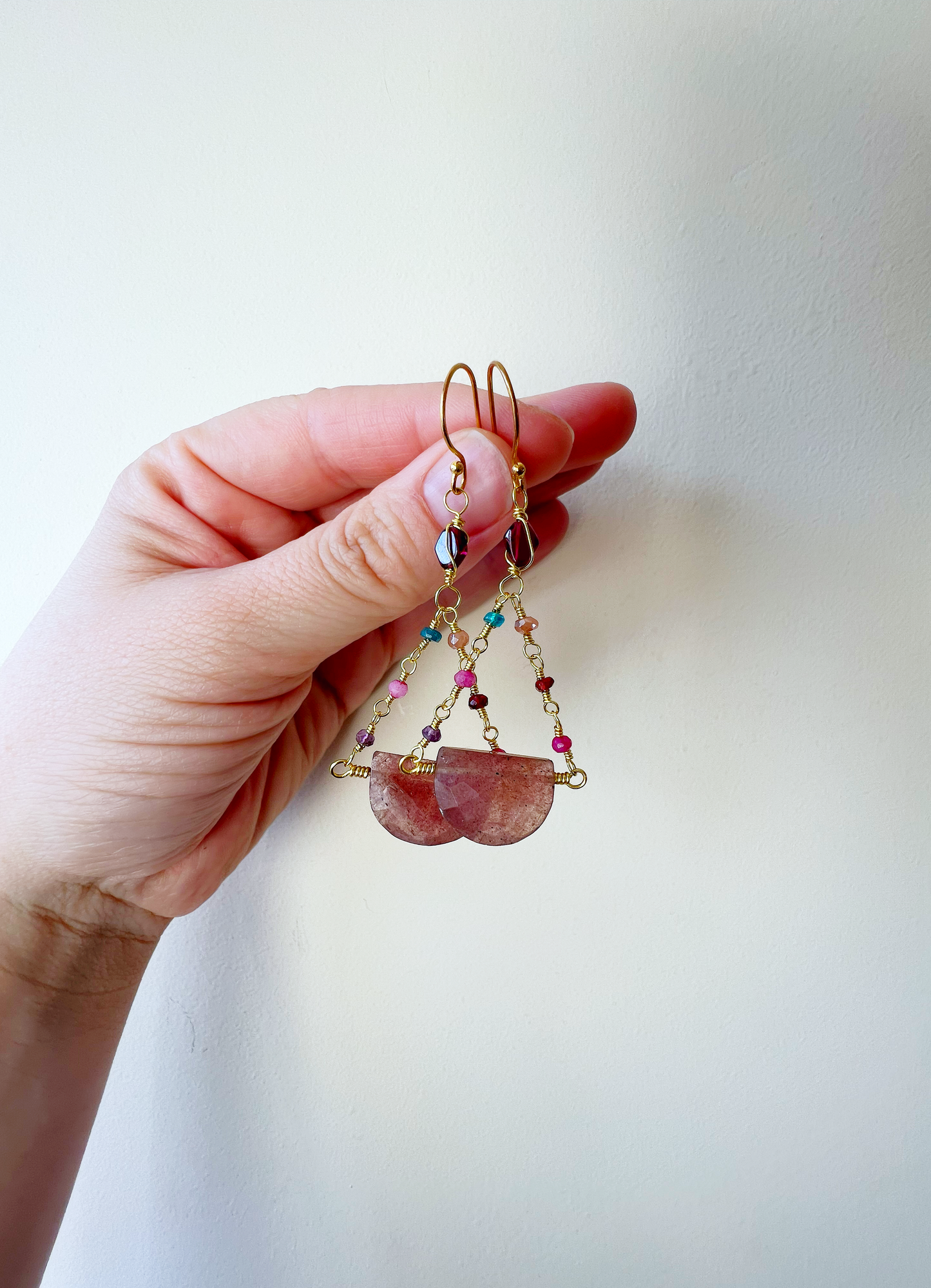 Strawberry Quartz and Garnet gold earrings