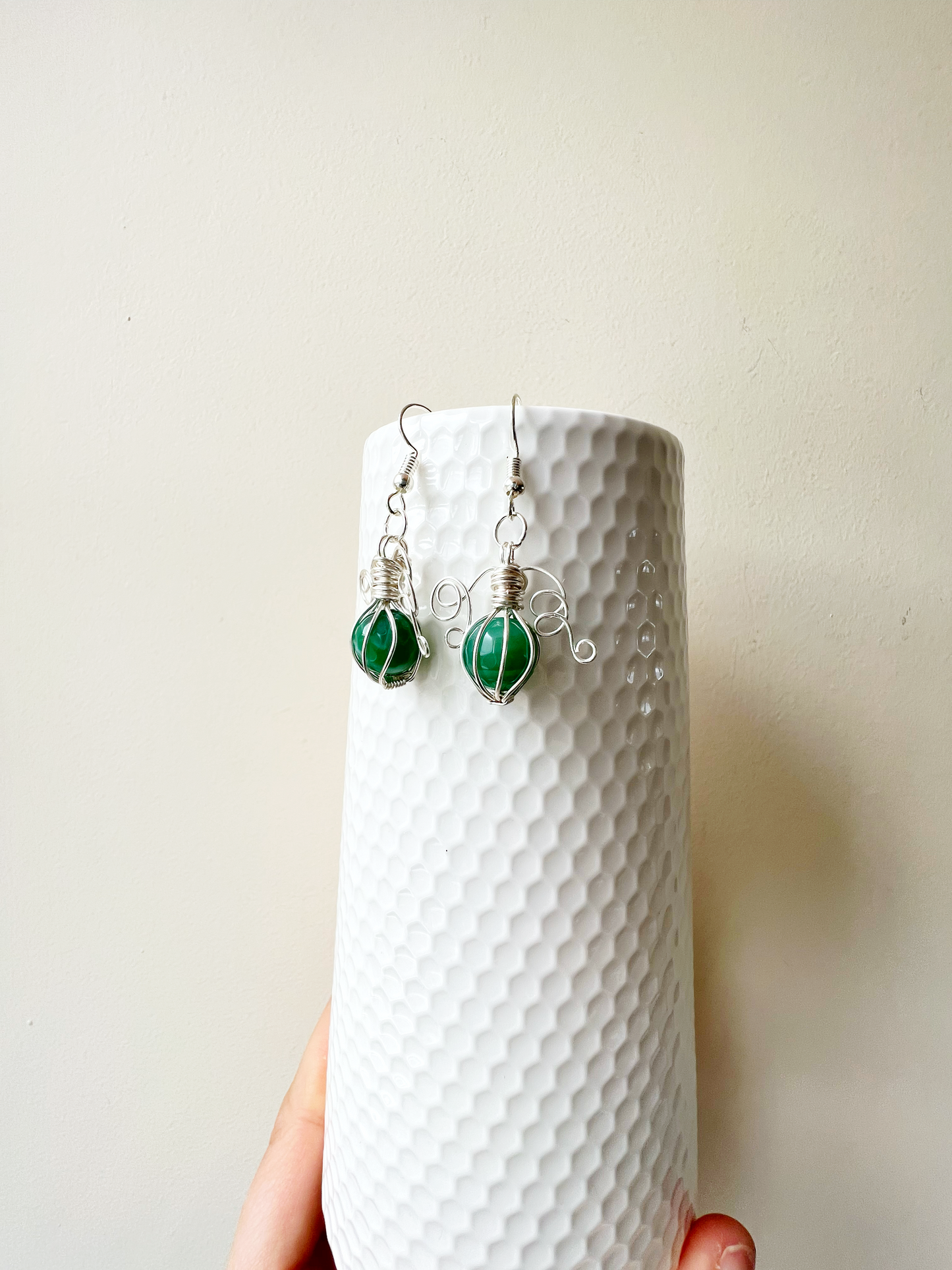 Green agate pumpkin earrings in silver