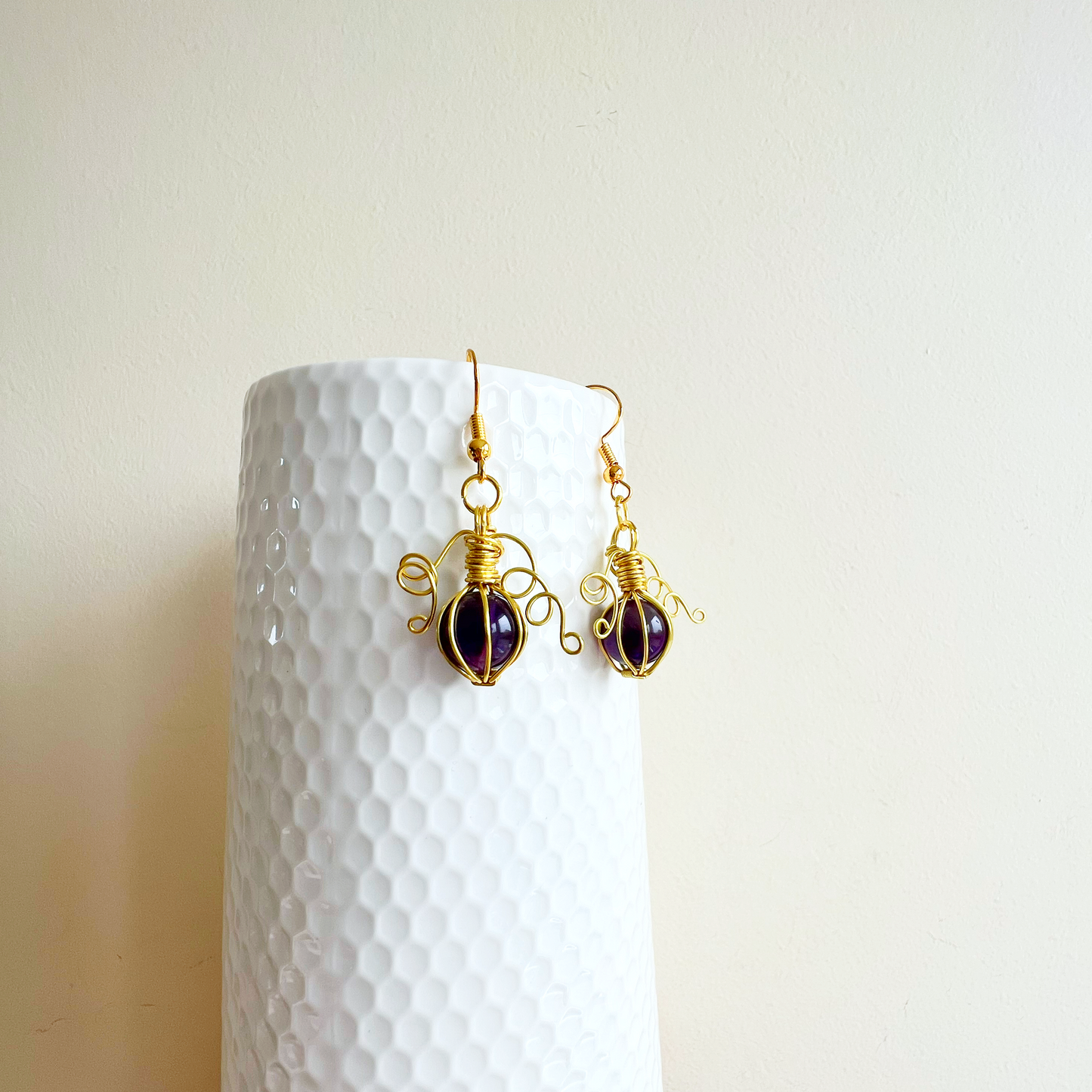 Amethyst pumpkin earrings in gold