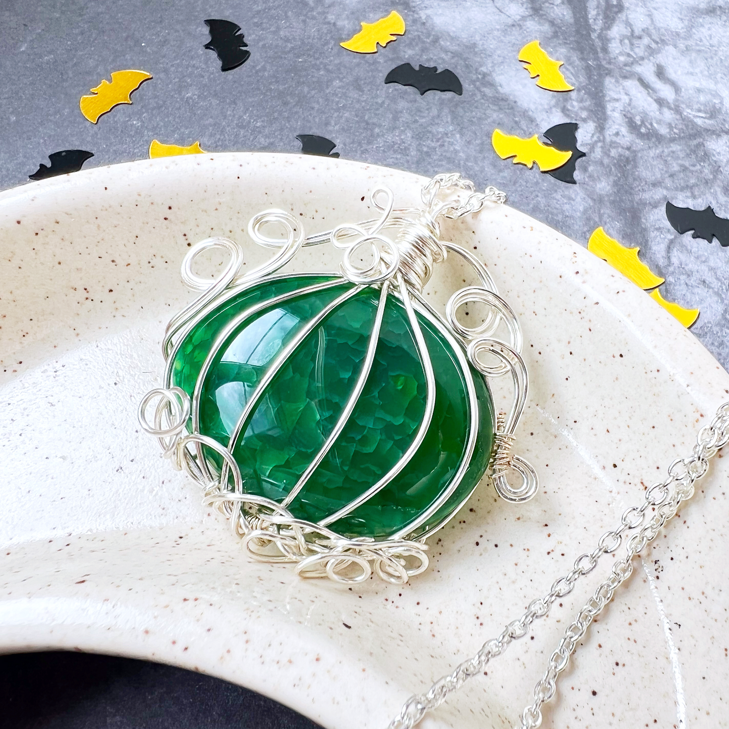 Green agate pumpkin necklace