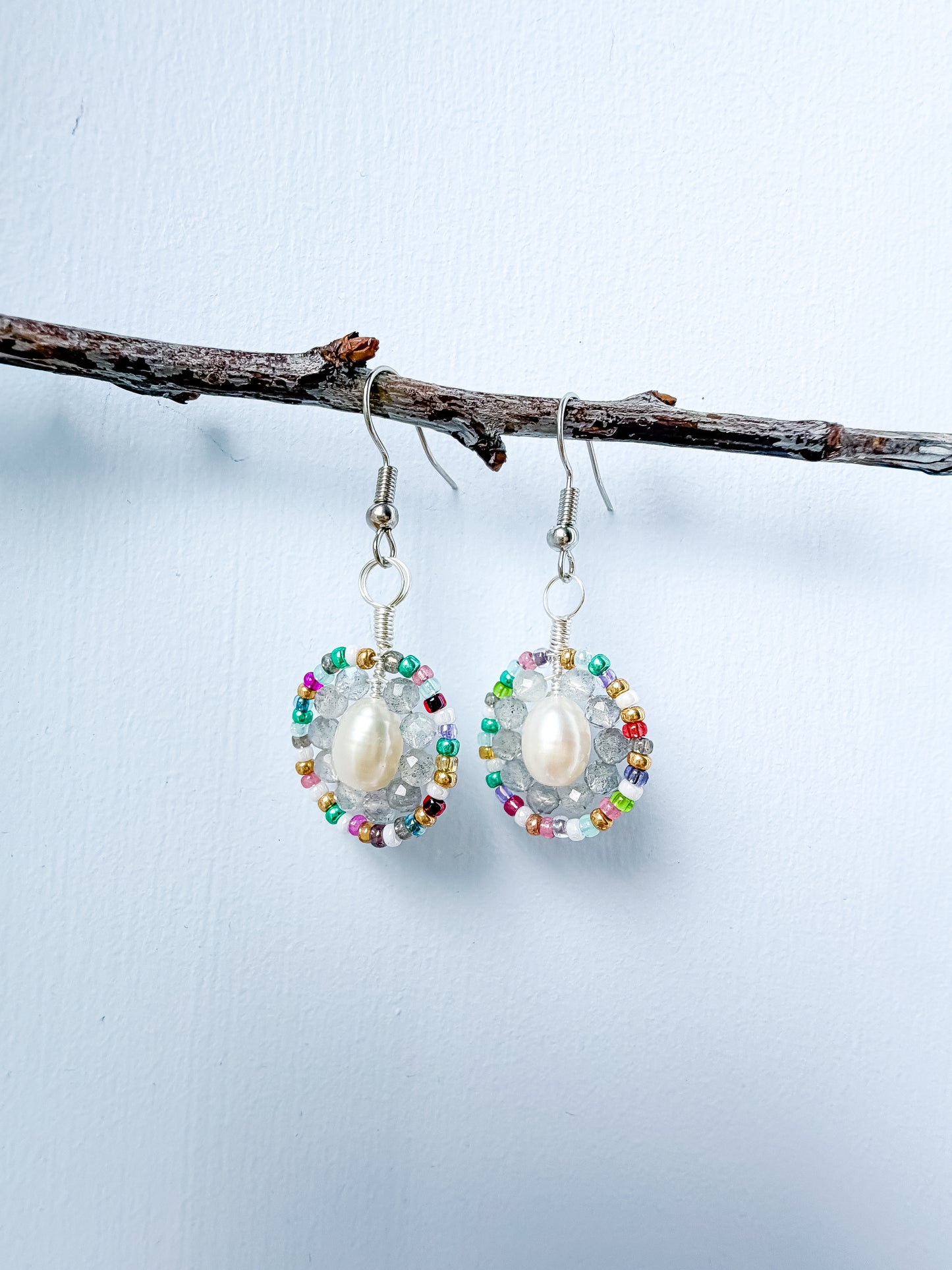✨ Rainbow Pearl Halo Earrings ✨ - Labradorite