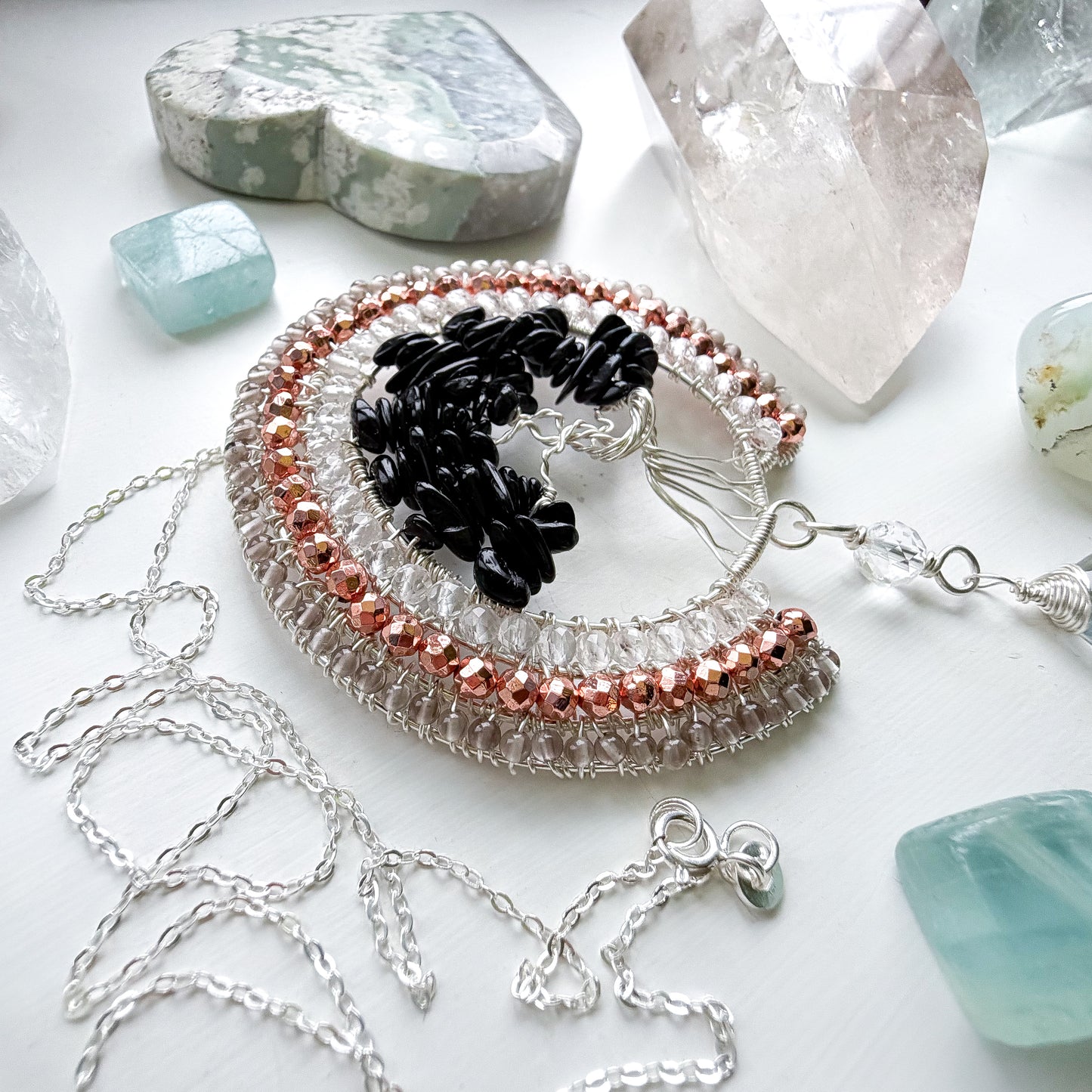 🌙 Light Held Safe — Protective Tree of Life Talisman Necklace