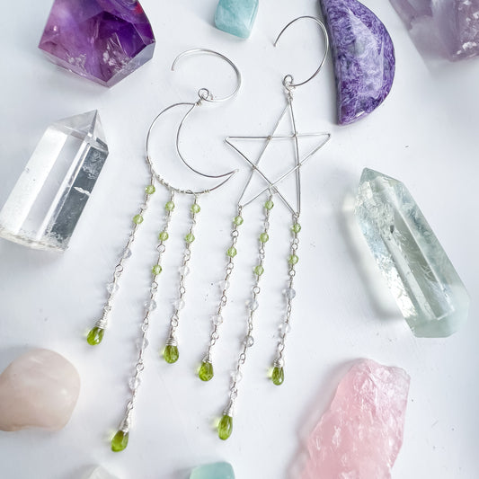 Shooting Moon and Star earrings - Peridot