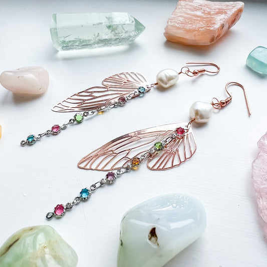 .🦋 Pearl glimmer-wing earrings - rose gold wings