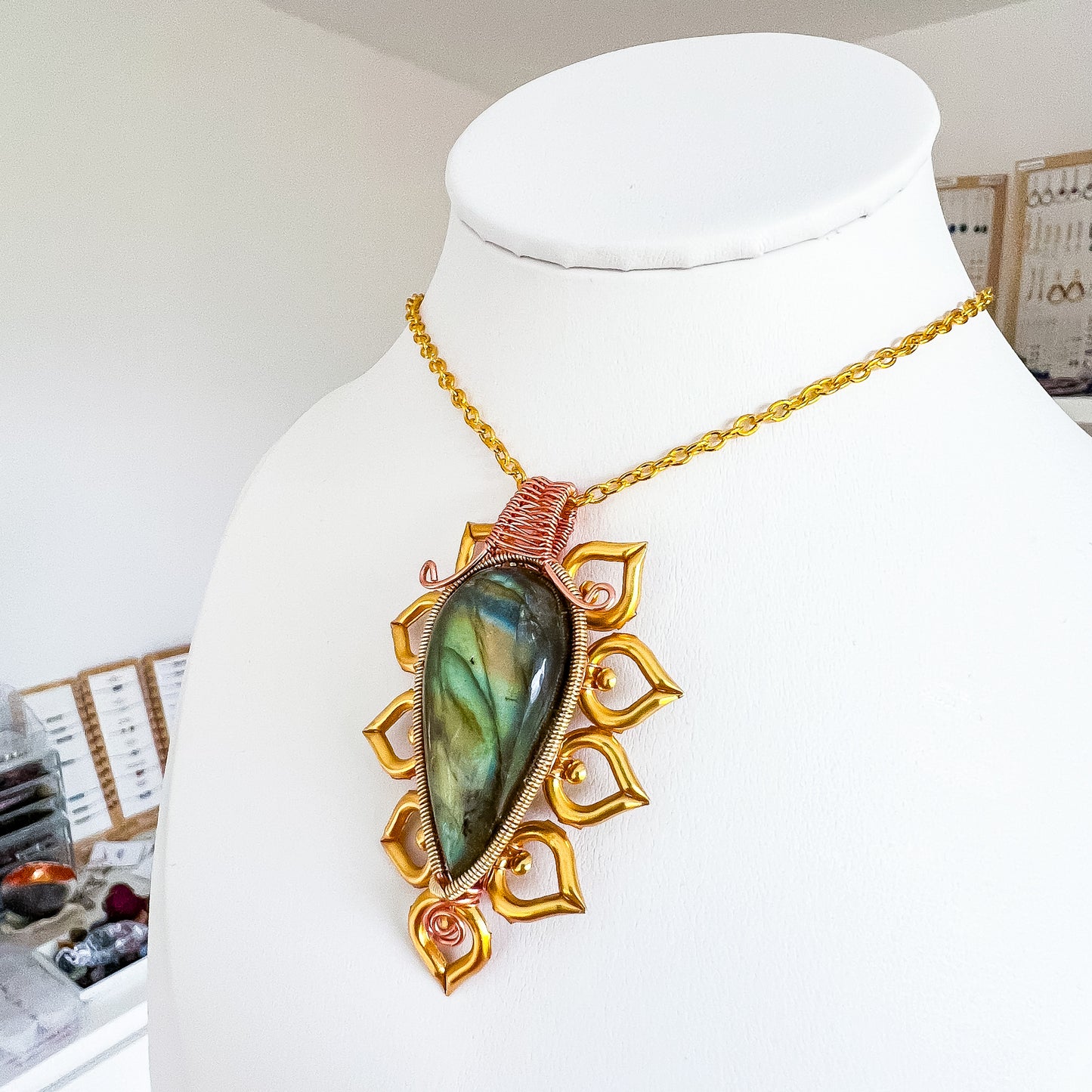 ✨🔥 Fire Burst Labradorite Necklace 🔥✨ Jewellery MakerTV Piece 🩷💚