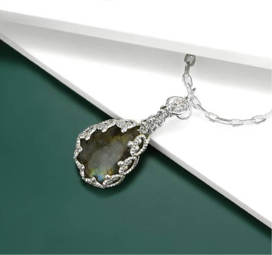 ✨🤍🩶 Labradorite Filigree Pendant 🩶🤍✨ Jewellery MakerTV Piece 🩷💚