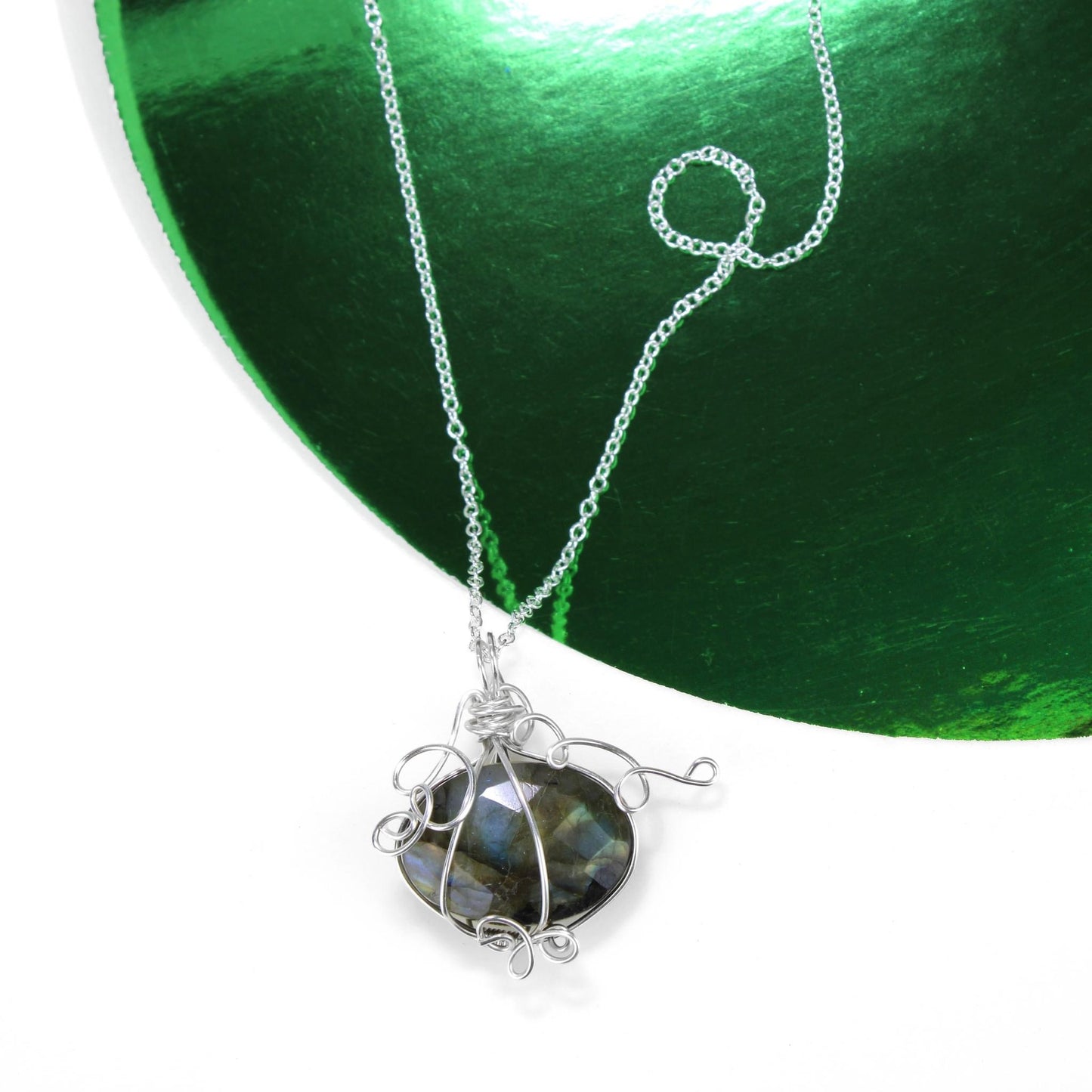 🕯️💎 “Cinderella Pumpkin” Labradorite Pendant 💎🕯️ Jewellery MakerTV Piece 🩷💚