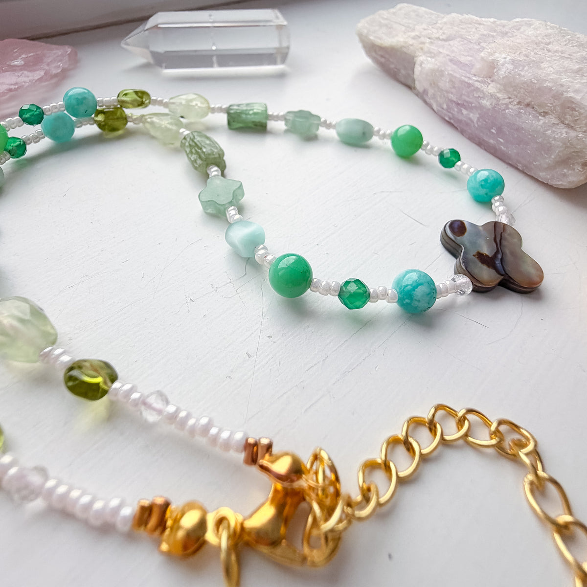 . 🌈✨💎 Heart Chakra Abalone Choker 💎✨🌈