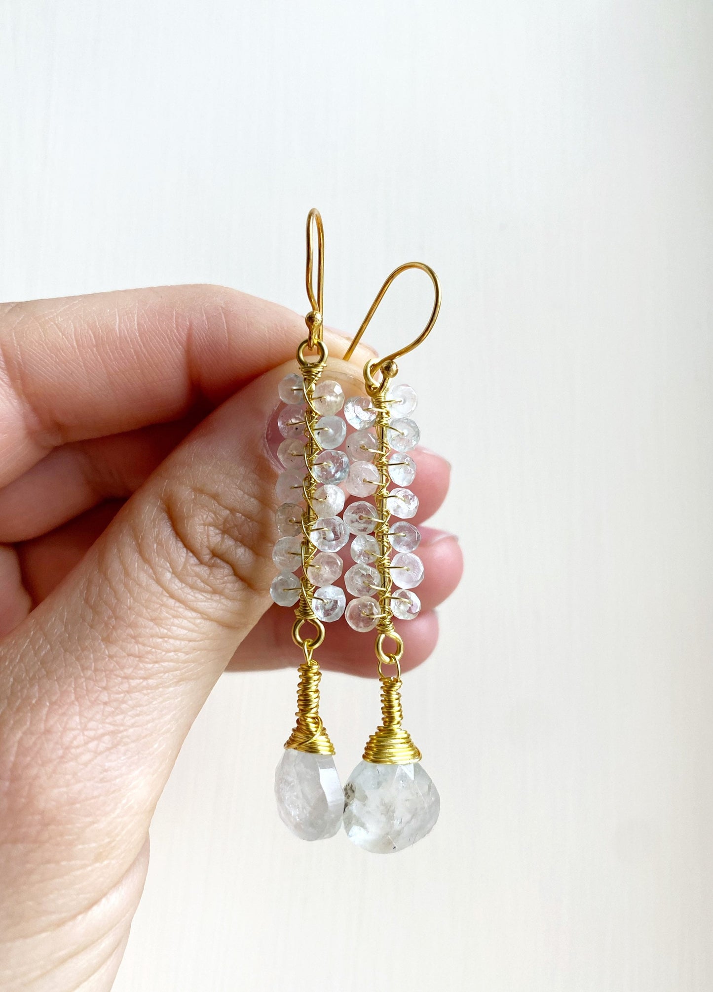 Beryl crystal earrings with aquamarine and morganite