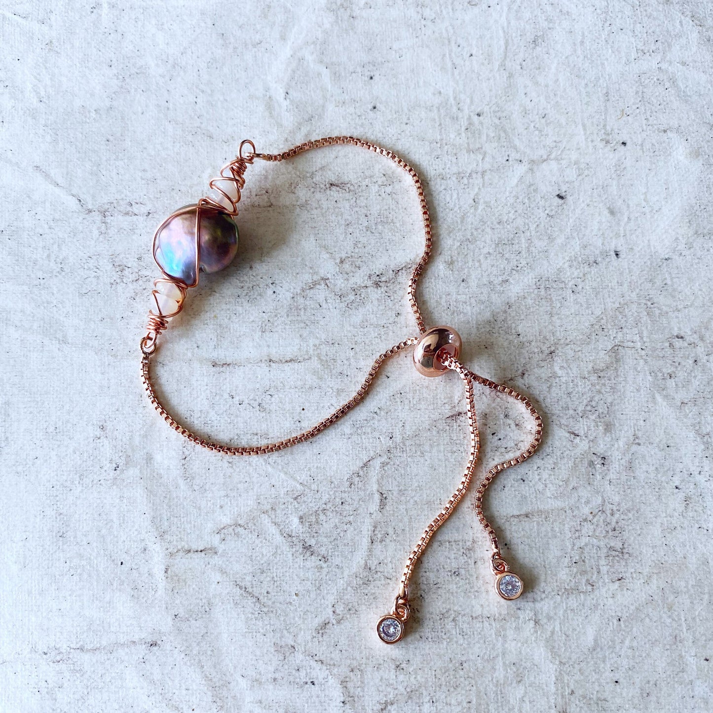 Metallic pearl and opal adjustable bracelet