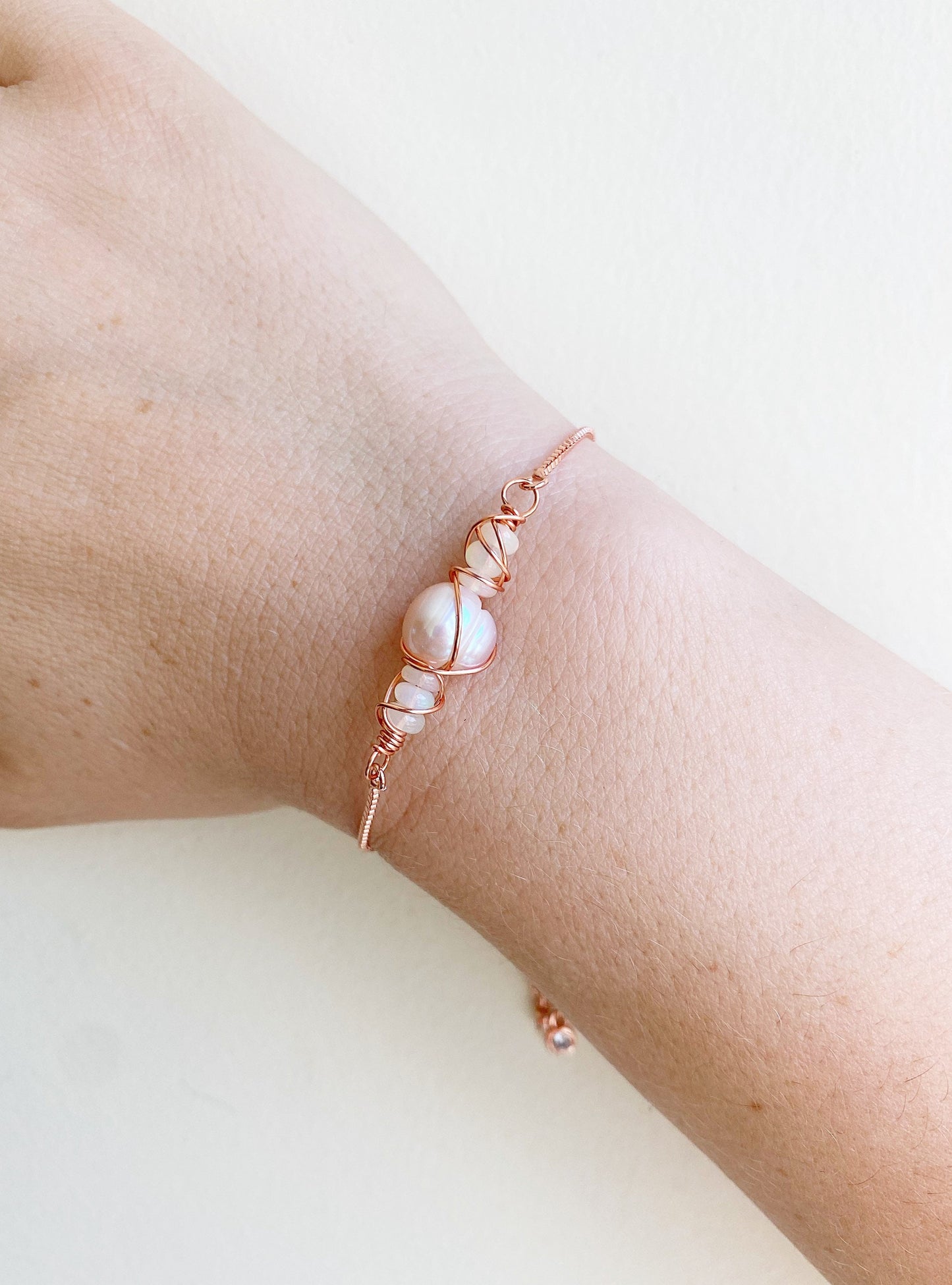 Pink pearl and opal adjustable bracelet