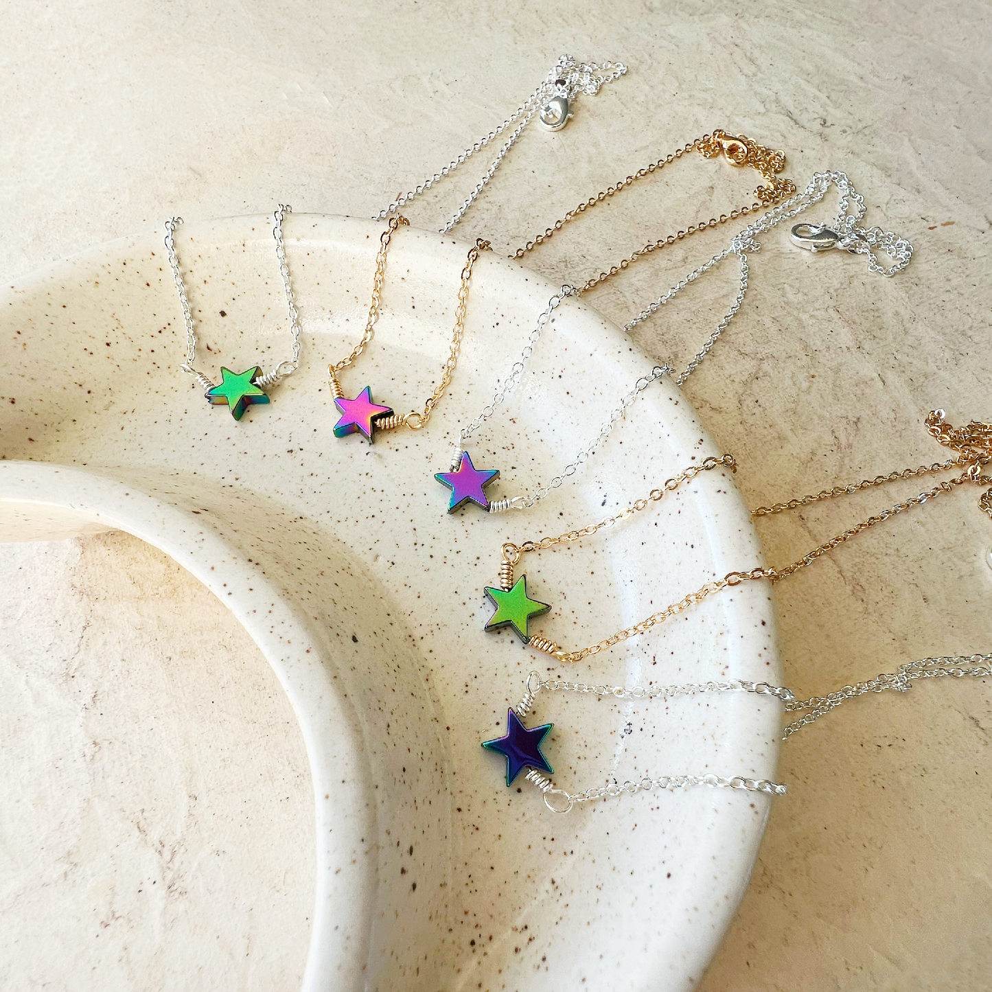 Shooting Star Necklace Gold
