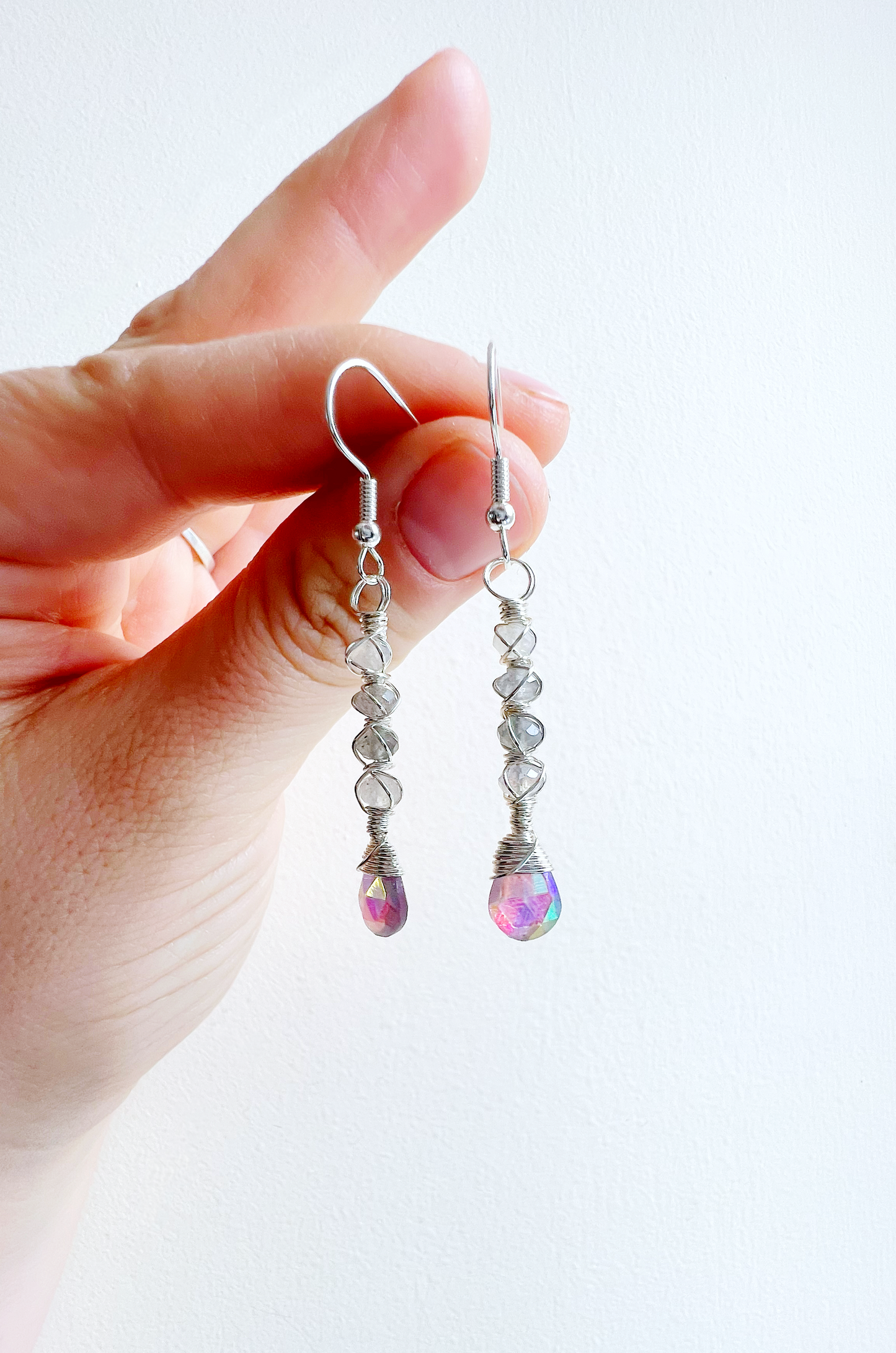 Twisted kisses earrings - Labradorite and mystic amethyst